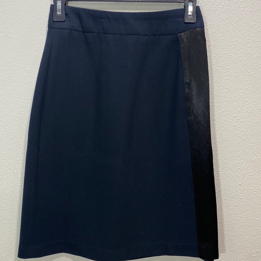 Gap navy pencil skirt lined